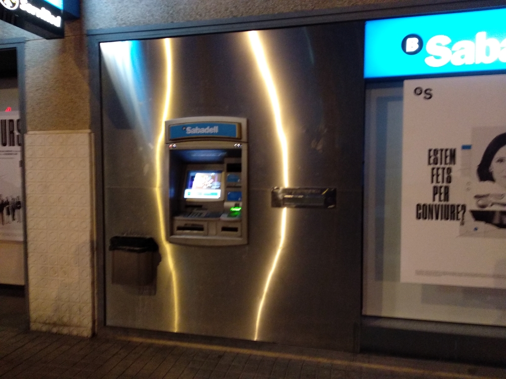 Sabadell - Банкомат