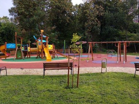 Парк Възраждане - Детска площадка