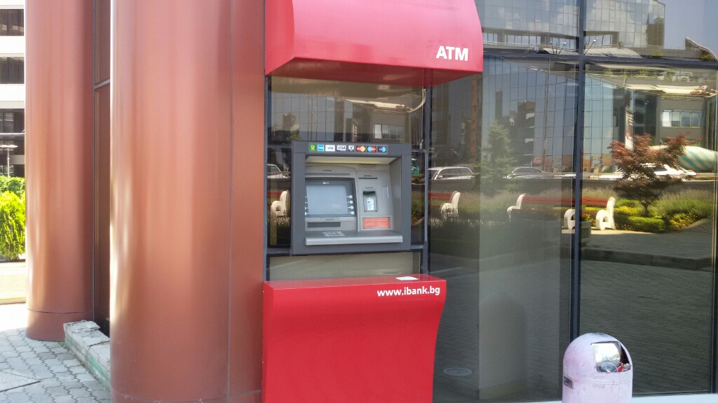 Investbank - ATM