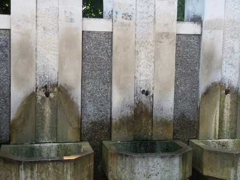 Drinking water fountain - Mineral water