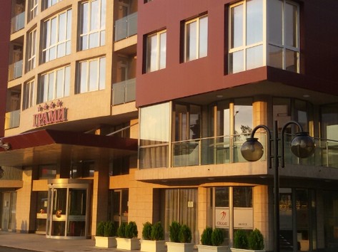 Grami - Hotel