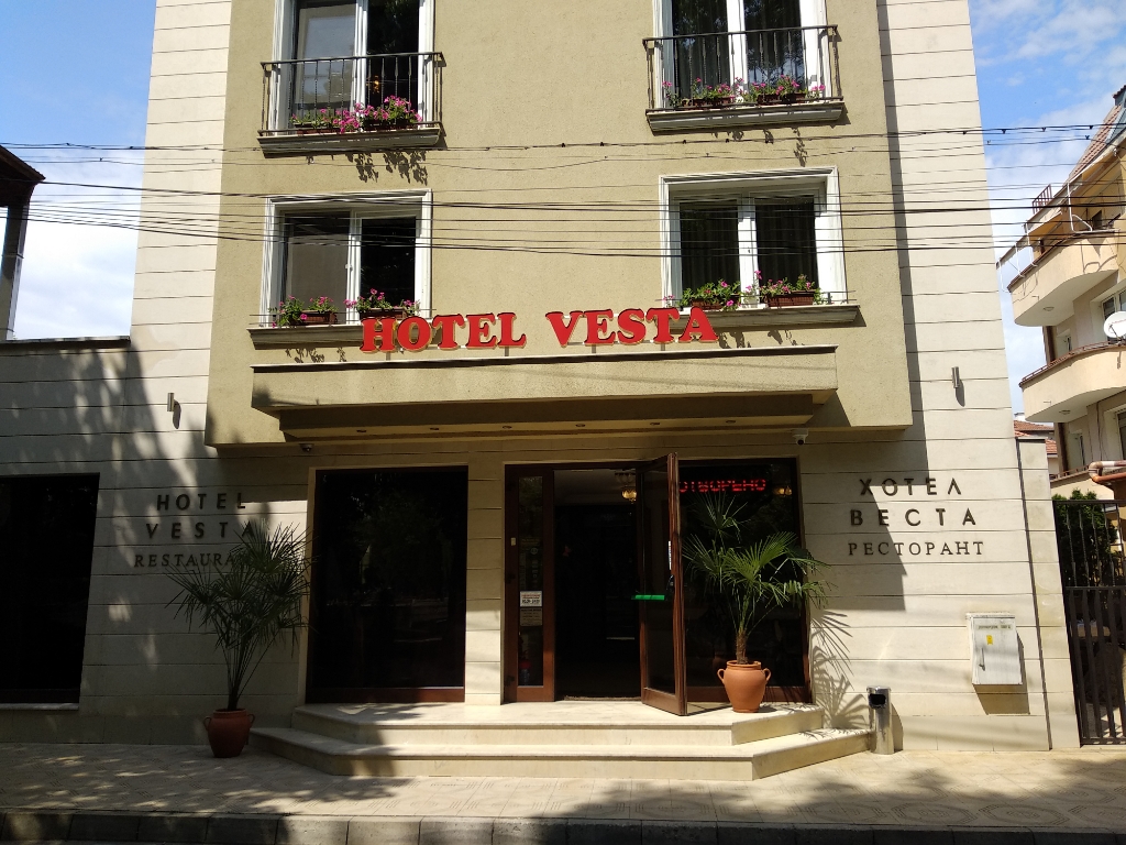Vesta - Hotel