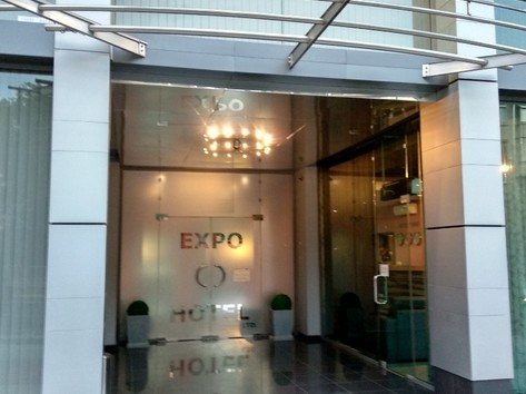 Expo - Хотел