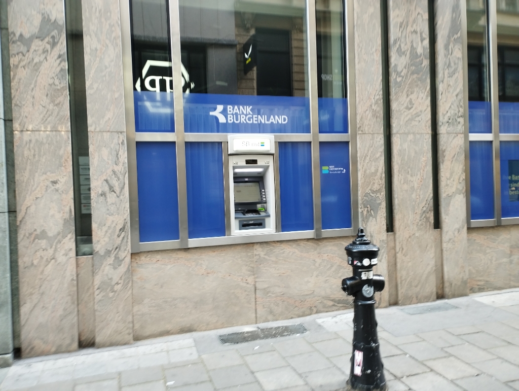 Bank burgenland - Банкомат