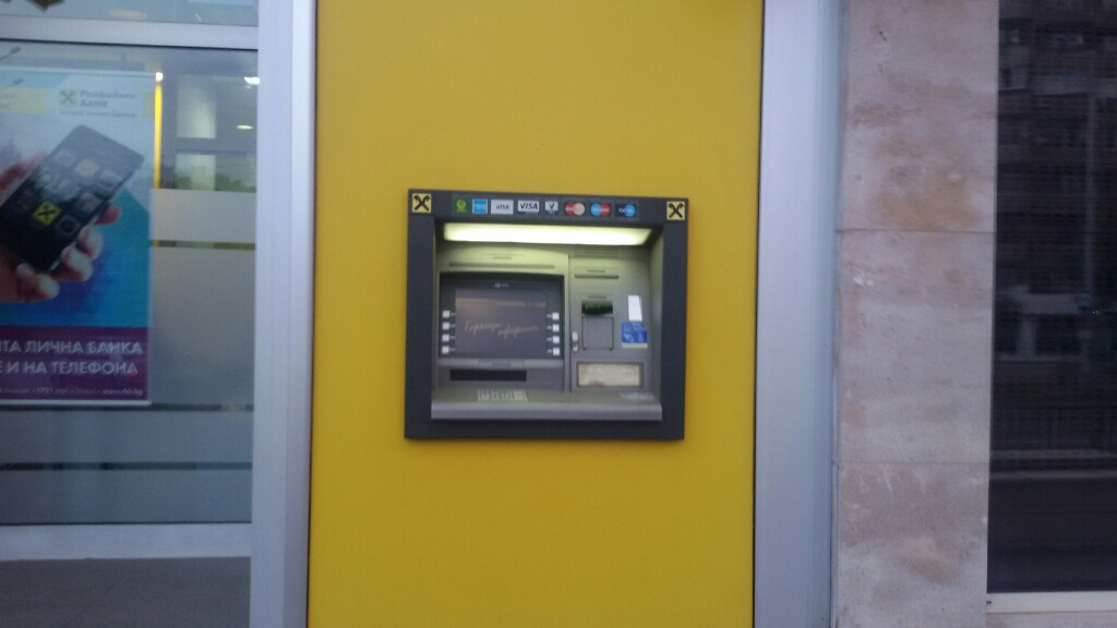 RaiffeizenBANK - ATM